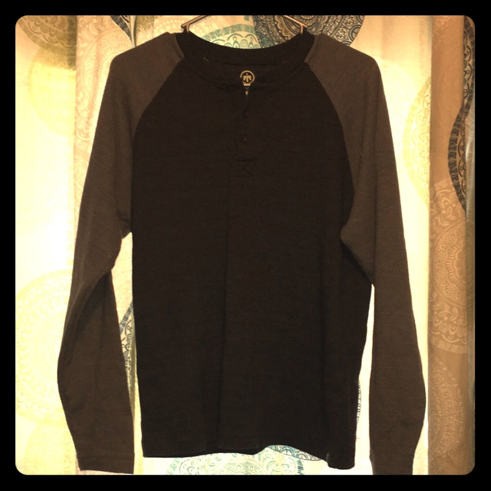 Monument Shirt top